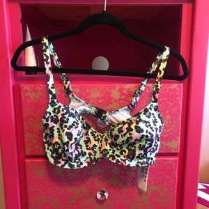 Bathing suit blowout! Freya 34 DD leopard top